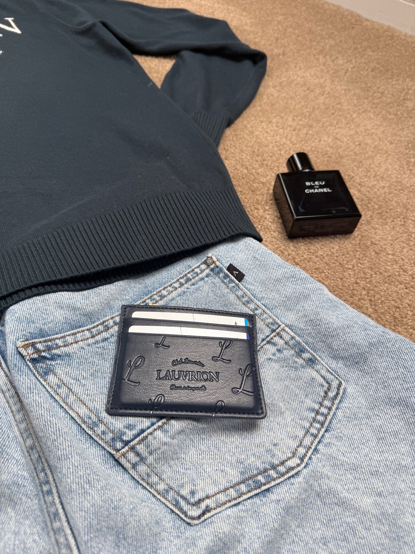 Signature Card Holder
